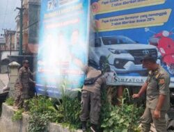 DPRD Minta Pemkot Samarinda Tertibkan Reklame Semrawut